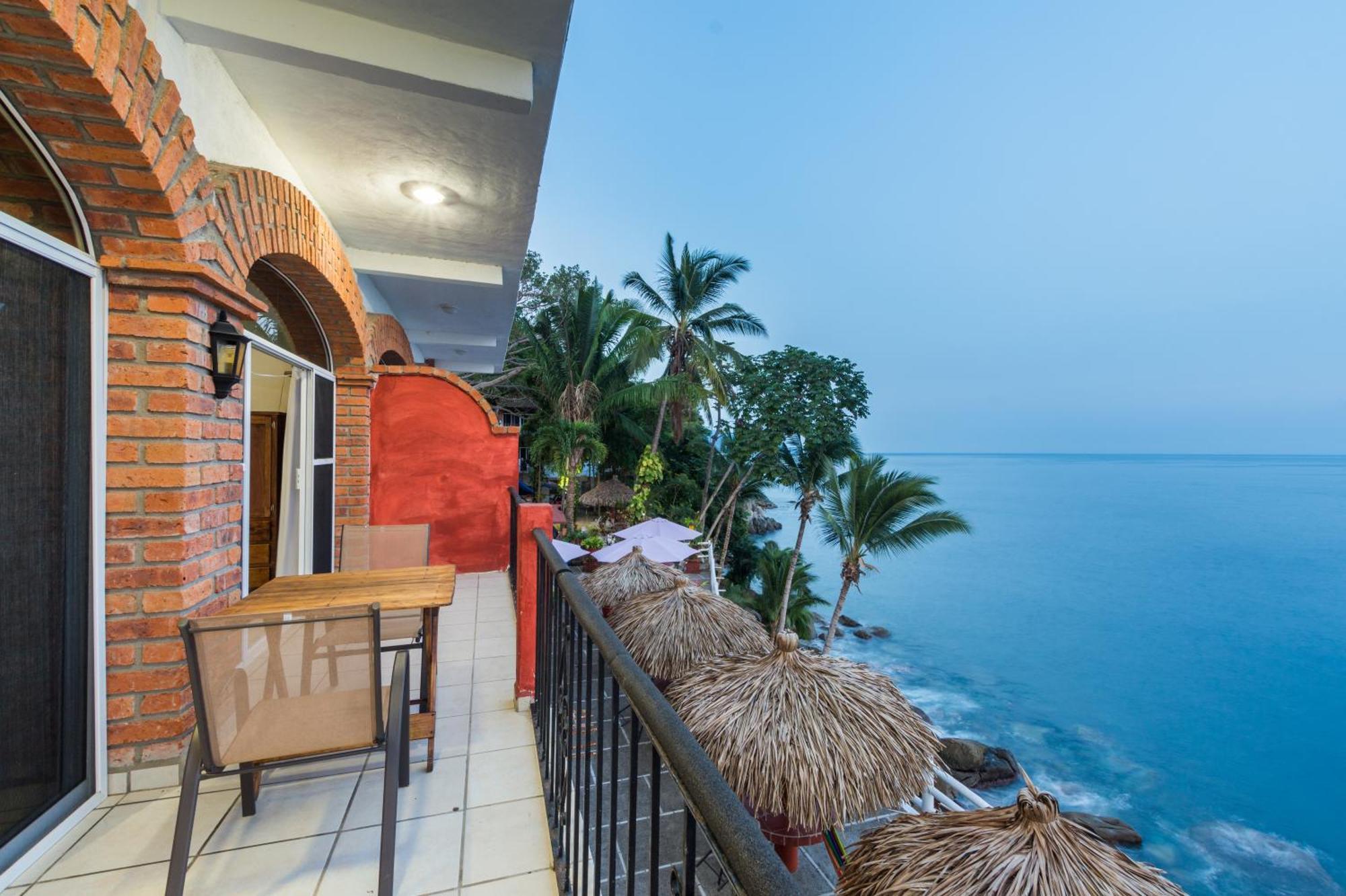 Traditional Sierra Leon Oceanfront Rooms - Adults Only Puerto Vallarta Buitenkant foto