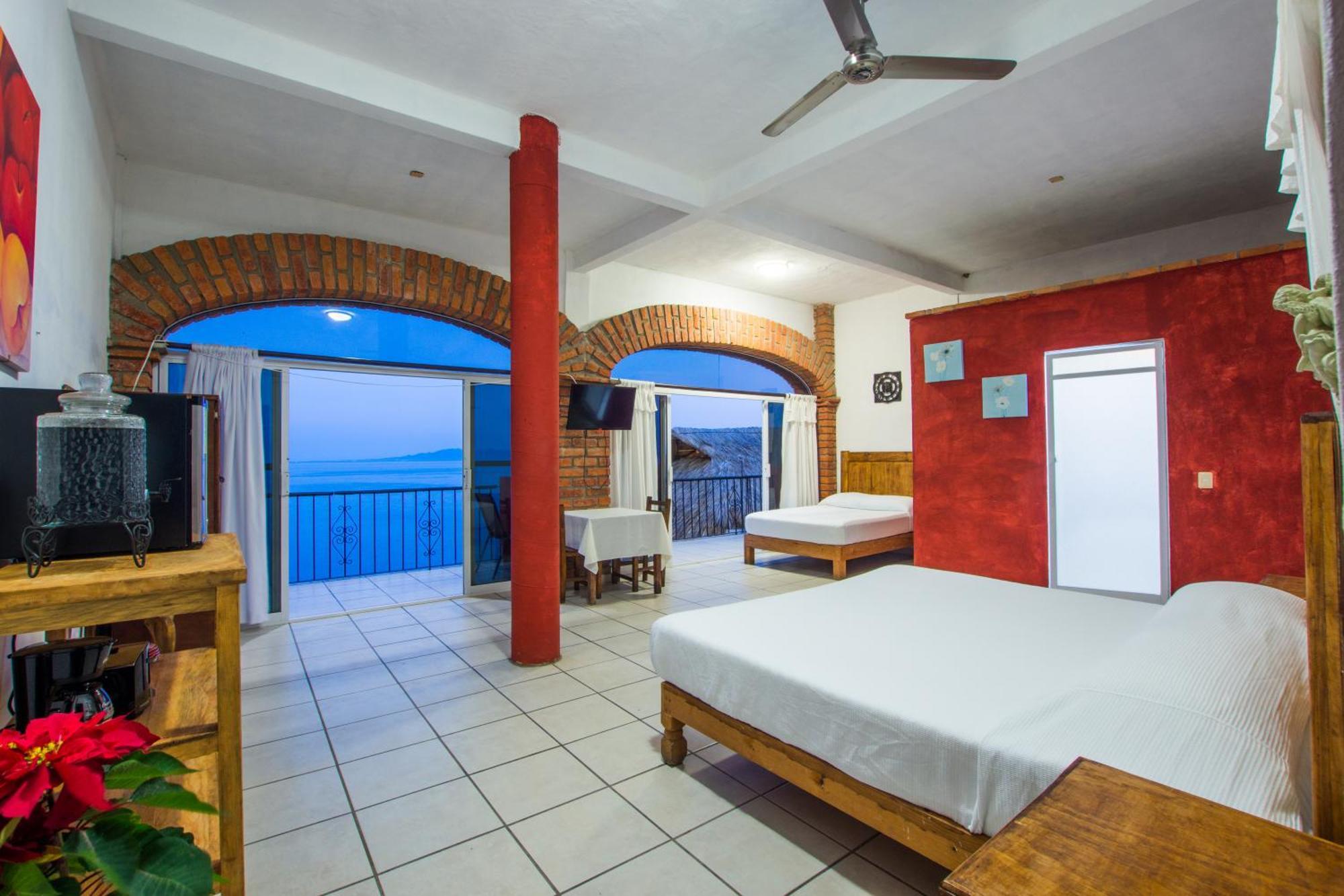 Traditional Sierra Leon Oceanfront Rooms - Adults Only Puerto Vallarta Buitenkant foto