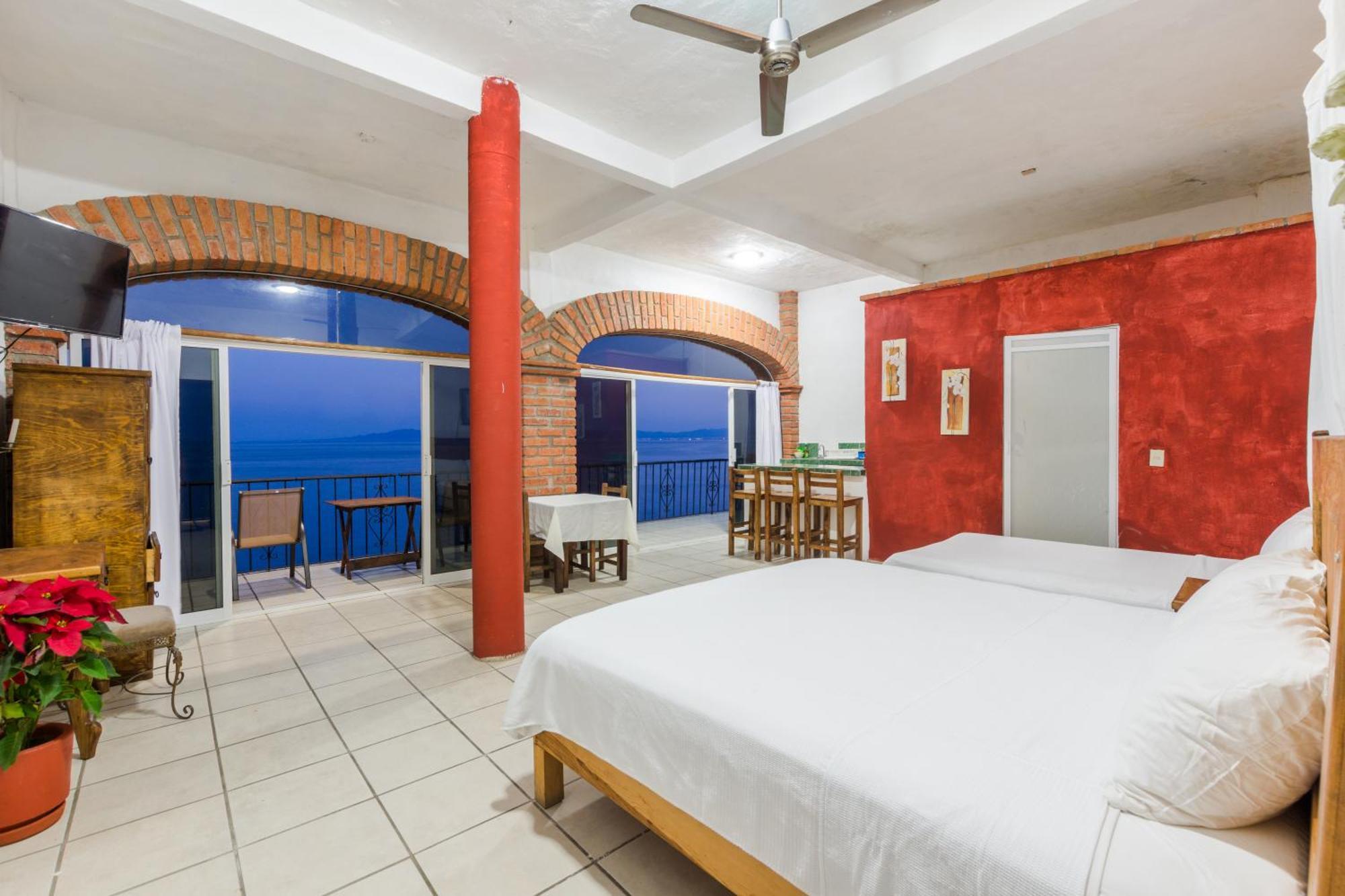 Traditional Sierra Leon Oceanfront Rooms - Adults Only Puerto Vallarta Buitenkant foto